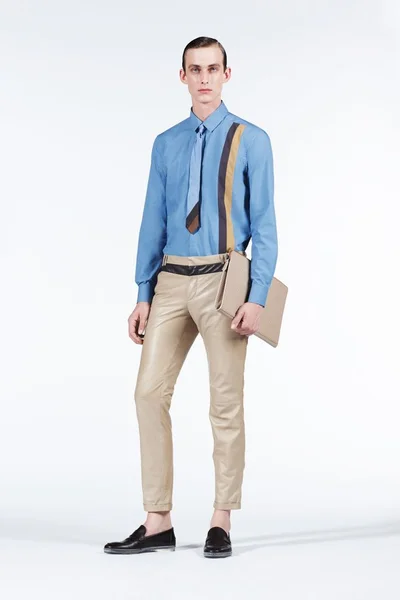Look 19